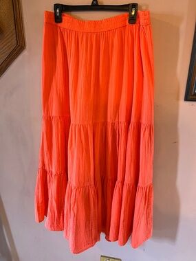 Sonoma women’s tiered cotton maxi skirt, size XL.